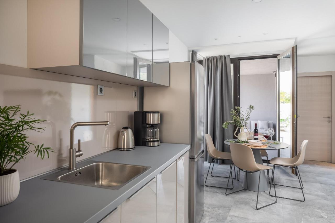 Residence The One - New Komiža Екстериор снимка